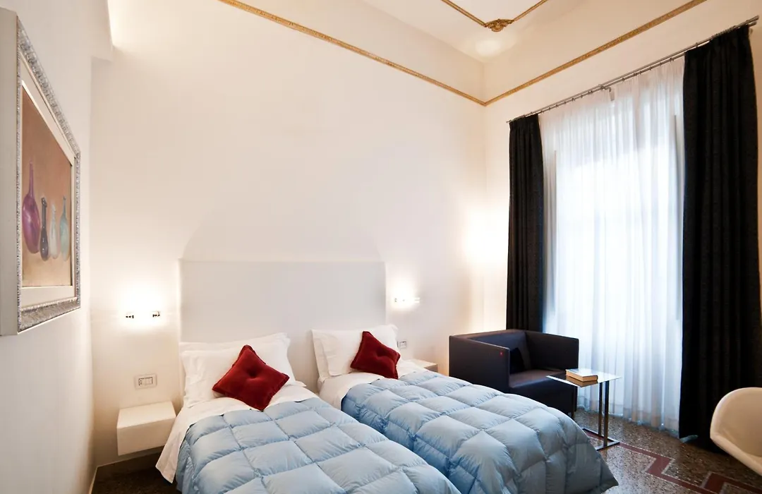 Town House Cavour-1
